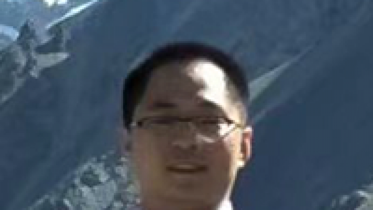 <div class="col-md-7" style="padding:0 20px 0 0;"> 								<h3>李輝榮</h3> 								<p>中國核工業華興建設有限公司<br /><br /></p> 							</div><p class="description">時光飛逝，自參加2017年第一屆建筑業財稅競賽至今已3年有余，回顧這三年多的成長歷程，首先感謝公司對我的栽培，</p>